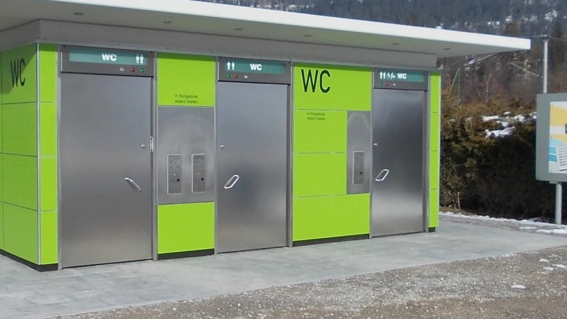 öffentliche WC-Anlagen